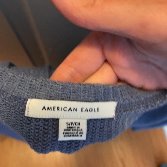 Super cute button shirt with Tie American Eagle - Picture 2 of 2